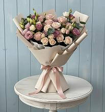 Букет цветов из:  Розы и Лизиантусы в Дзержинском