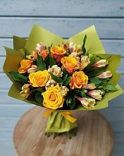 Букет цветов из:  Альстромерии и Розы в Дзержинском