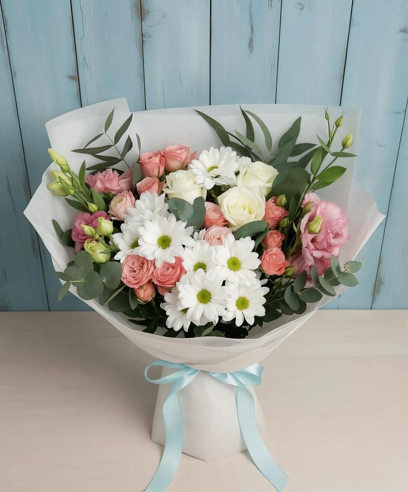 Букет цветов из: Розы, Лизиантусы и Хризантемы в Дзержинском