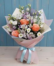 Букет цветов из:  Лизиантусы, Розы, Альстромерии и Гипсофила в Дзержинском