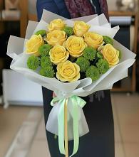 Букет цветов из:  Хризантемы и Розы в Дзержинском