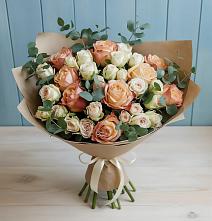 Букет цветов из:  Альстромерии и Розы в Дзержинском
